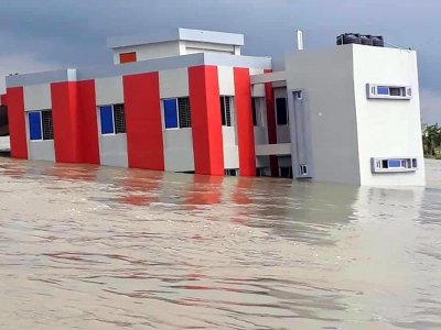 পদ্মায় বিলীন হওয়া স্কুল