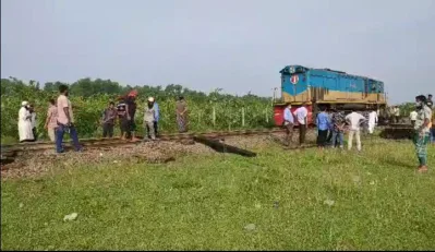 ট্রেন চলাচল শুরু