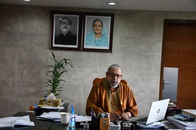 মন্ত্রী ইমরান আহমদ