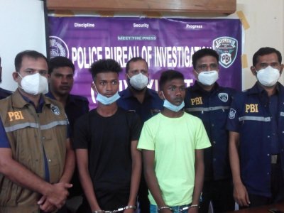 হত্যাকারী সন্দেহে গ্রেফতার দুই জন