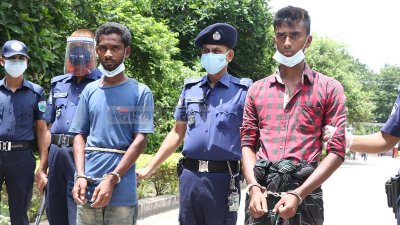 মোটরসাইকেলের জন্য অচেতন করে গলাকেটে হত্যা
