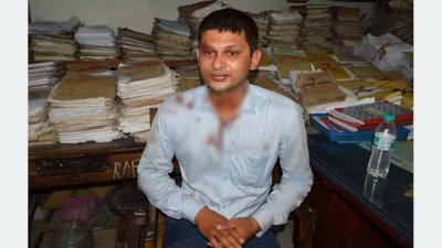 মারধরে শিকার প্রকৌশলী দেলোয়ার