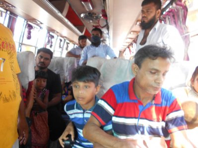 গণপরিবহনে মানা হচ্ছে না নিয়মনীতি