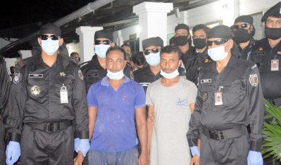 র&zwnj;্যাবের হাতে আটক দুই আসামি 