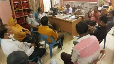 কৃষকদের ১০ হাজার টাকা করে প্রণোদনা দেওয়ার দাবি