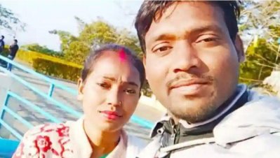 অন্তঃসত্ত্বা স্ত্রীকে নিয়ে বাইকে ১২০০ কিলোমিটার পাড়ি
