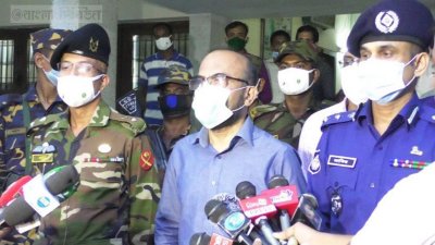 প্রেস ব্রিফিংয়ে তদন্ত কমিটির প্রধান 