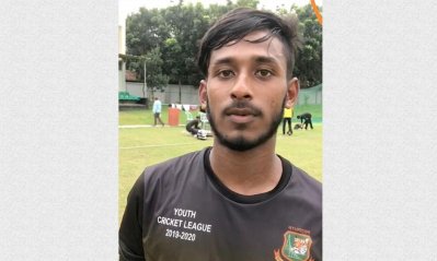 জুনিয়র মোস্তাফিজ: ৩০ রানে ৪ উইকেট