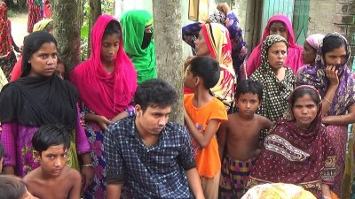 শিশুর মৃত্যুতে শোকস্তব্ধ স্বজনেরা