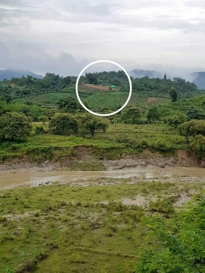 তমব্রু সীমান্তে মিয়ানমার সেনা চৌকি বাড়ানোয় এপারে রোহিঙ্গাদের মধ্যে উদ্বেগ দেখা দিয়েছে। বিজিবিও টহল জোরদার করেছে।