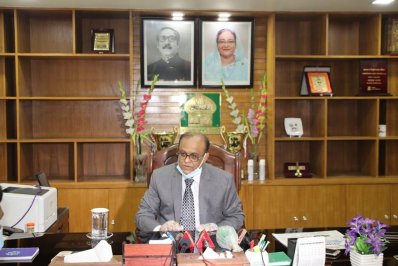 ইবি উপাচার্যের দায়িত্ব গ্রহণ