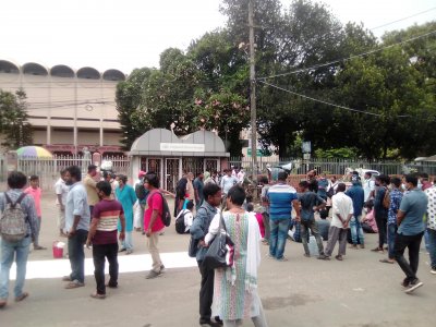 শাহবাগে ধর্ষণবিরোধী বিক্ষোভ