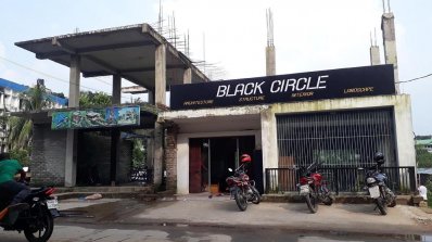 লিজ নেওয়া জমিতে পাকা ভবন নির্মাণ