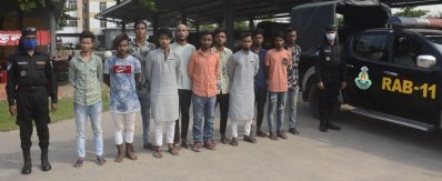 কিশোর গ্যাংয়ের ১১ সদস্য গ্রেফতার