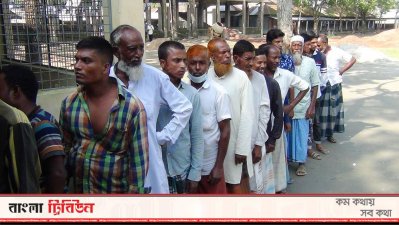 ভোটারদের সারি