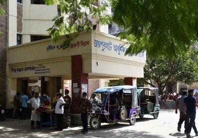 হাসপাতালে রোগীদের ভিড়