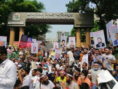 প্যানেলে প্রাথমিক শিক্ষক নিয়োগের দাবিতে তৃতীয় দিনের কর্মসূচি চলছে