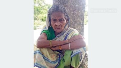 ছৈলার চরে উদ্ধারের পাঁচ দিন পরও কেউ নিতে আসেনি বৃদ্ধাকে