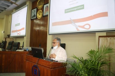 শিক্ষার্থীদের জন্য প্রাতিষ্ঠানিক ই-মেইল সেবা চালু করলো রাবি