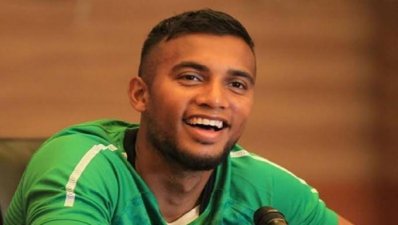 বাংলাদেশ ফুটবল দলের অধিনায়ক জামাল ভূঁইয়া