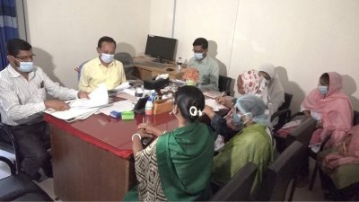 চলছে স্বাস্থ্য কমপ্লেক্সের বিভিন্ন পর্যায়ের কর্মকর্তা-কর্মচারীদের সাক্ষ্য গ্রহণ