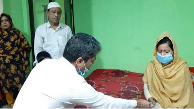 নির্যাতিতার পাশে নোয়াখালী পৌরসভার মেয়র শহিদ উল্যাহ খাঁন সোহেল