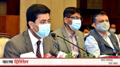 বক্তব্য দিচ্ছেন মেয়র শেখ ফজলে নূর তাপস