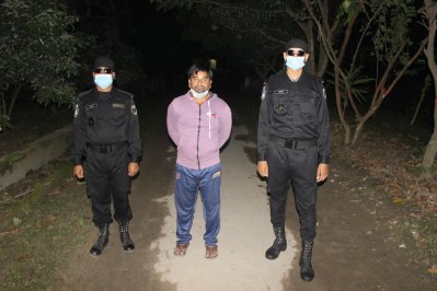 জঙ্গি গ্রেফতার করেছে রংপুর র‌্যাব-১৩ এর একটি দল।