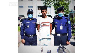 স্মার্টফোনের জন্য ছুরিকাঘাতের পর বিকাশকে গলা কেটে হত্যা