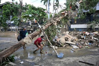 ফিলিপাইনে ঘূর্ণিঝড় ভ্যামকো’র তাণ্ডব: ৪২ জনের মৃত্যু