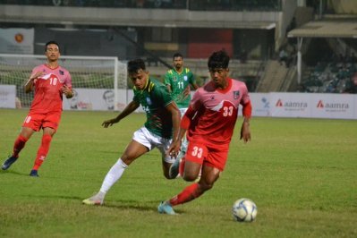 ম্যাচের একটি মুহূর্ত।