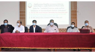 বিশ্বসেরা বিজ্ঞানীদের তালিকায় ভিসিসহ চার শিক্ষক স্থান পাওয়ায় তাদের সম্মাননা দেয় যবিপ্রবি শিক্ষক সমিতি।