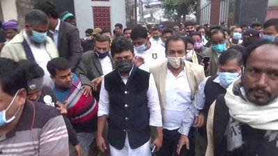 আদালতে নিক্সন চৌধুরী 