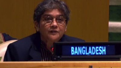 বক্তব্য রাখছেন জাতিসংঘে নিযুক্ত বাংলাদেশের স্থায়ী প্রতিনিধি রাষ্ট্রদূত রাবাব ফাতিমা
