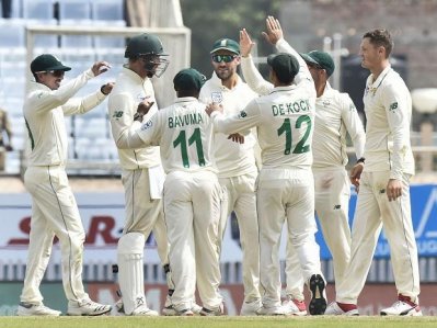 শ্রীলঙ্কার বিপক্ষে টেস্টের আগে করোনা ‘নেগেটিভ’ প্রোটিয়ারা