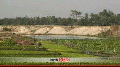 একসময়ের প্রমত্তা ছোট যুমনা এখন শুকিয়ে মরা খাল