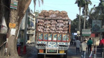 সাড়ে তিন মাস পর এলো ভারতীয় পেঁয়াজ