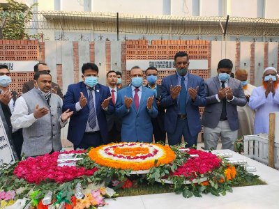 আওয়ামী লীগের সাবেক সাধারণ সৈয়দ আশরাফুল ইসলামের প্রতি শ্রদ্ধা নিবেদন