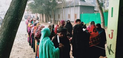 ভোটারদের লাইন