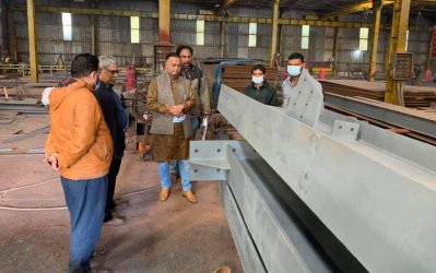 বঙ্গবন্ধু শেখ মুজিব স্কয়ারের নির্মাণ কাজ চলছে