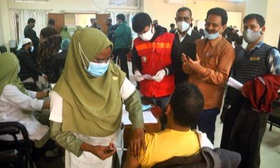 রাজশাহী বিভাগে করোনার টিকা গ্রহণে আজ ছিল সাধারণ মানুষের ব্যাপক উপস্থিতি