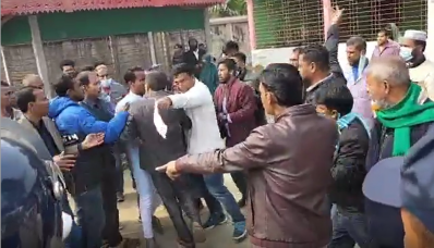 লালমনিরহাটে ভোটকেন্দ্র থেকে বিএনপির কাউন্সিলর প্রার্থীকে বের করে দেওয়া চেষ্টা
