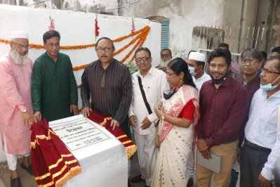 বড়কুঠি সংরক্ষণ কাজ উদ্বোধর করেন রাসিক মেয়র।