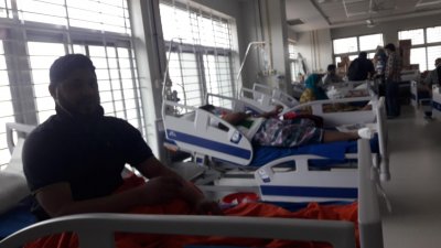 রাসায়নিকের গুদাম সরাতে বলায় উল্টো ধমক খেয়েছিলেন ভাড়াটিয়ারা