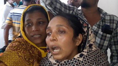 স্বামীকে হত্যার খবর শুনে কান্নায় ভেঙে পড়েন পারভীন আক্তার