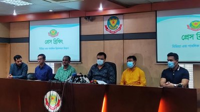 পুলিশের সংবাদ সম্মেলন
