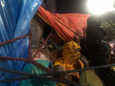 ‘পোষা পাখির সংসার নিয়ে চলে যাচ্ছি আর আসব না’