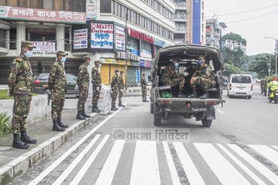 লকডাউন বাস্তবায়নে তৎপর সেনাবাহিনী