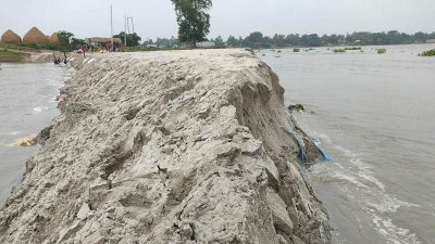 পানিতে ডুবে গেছে আট উপজেলার প্রায় ৪৫ হাজার হেক্টর জমি