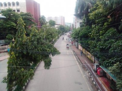 পুরান ঢাকার একটি রাস্তা